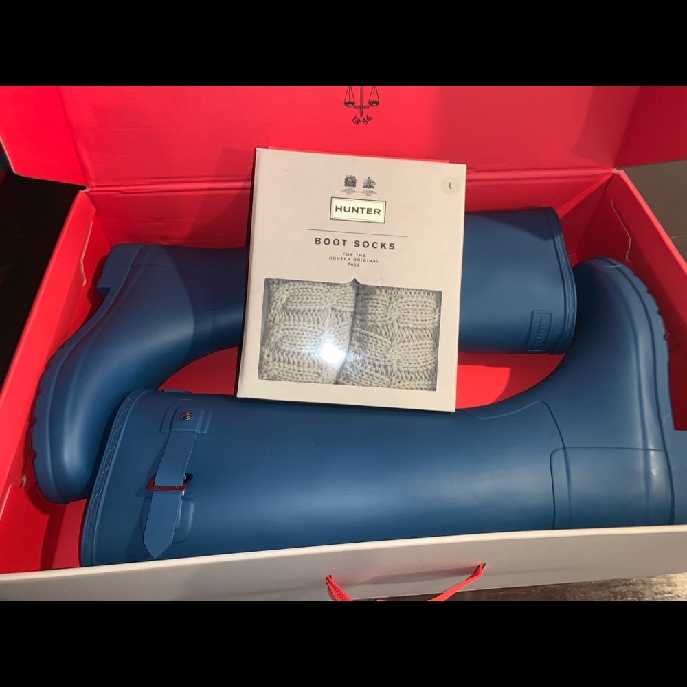 Hunter rain boots and socks